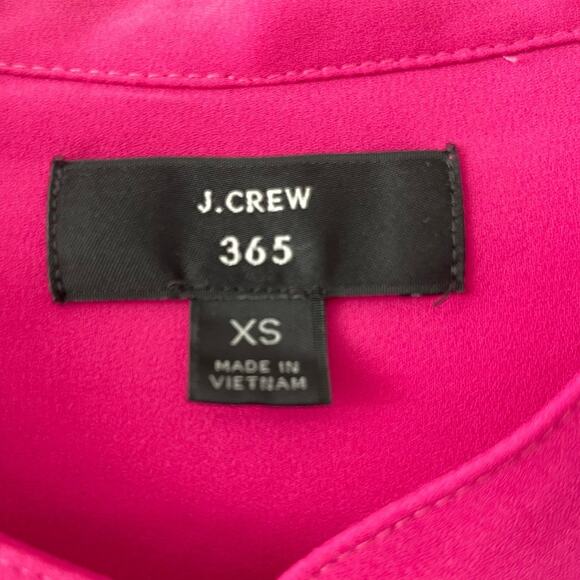 J.Crew 365 Sleeveless Blouse | Fuchsia Pink | XS - Picture 2 of 5